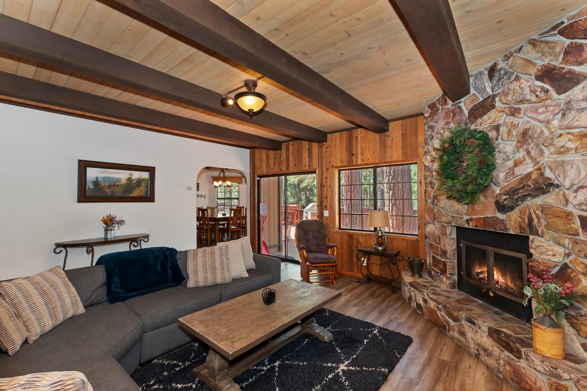 Cabin Image 18