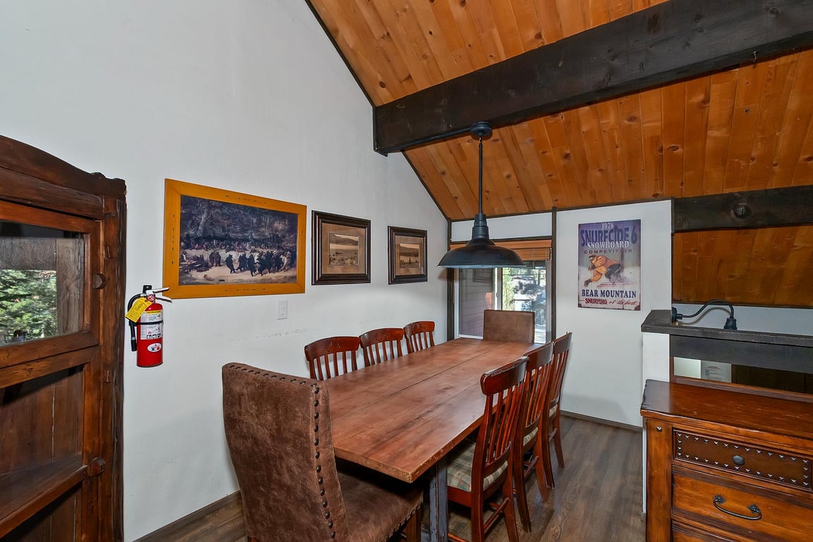 Cabin Image 19