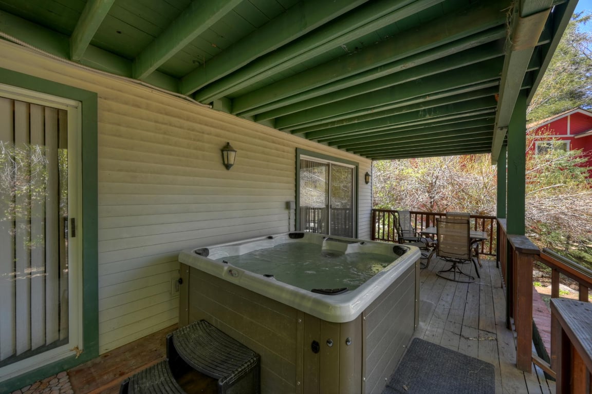 Cabin Image 40
