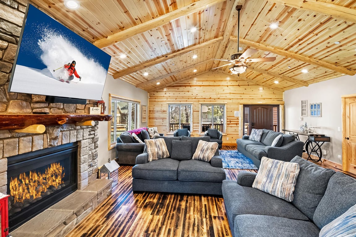 Cabin Image 12