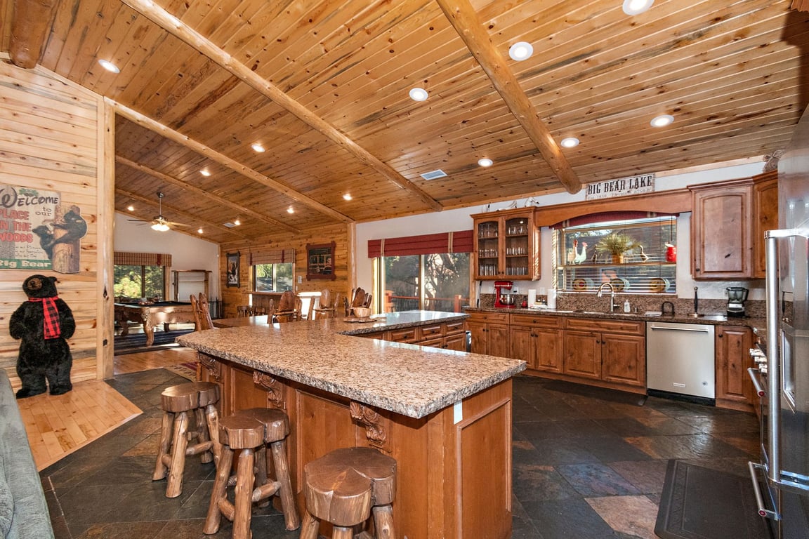 Cabin Image 12