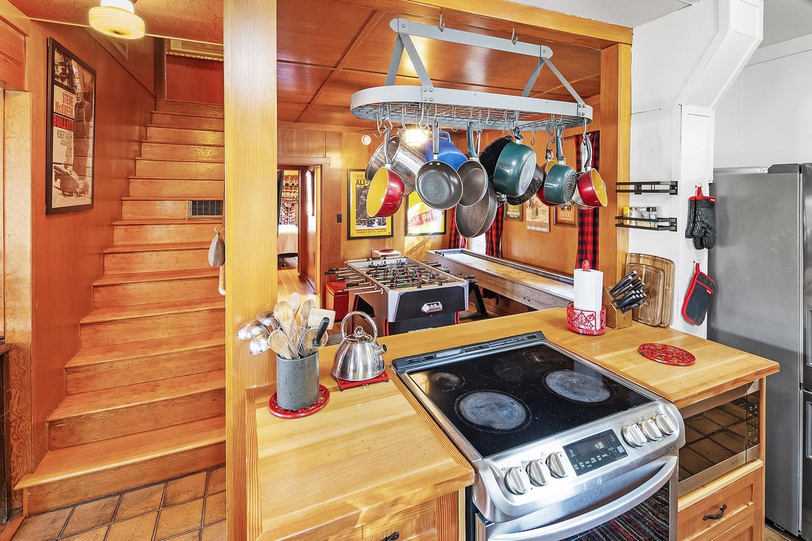 Cabin Image 10