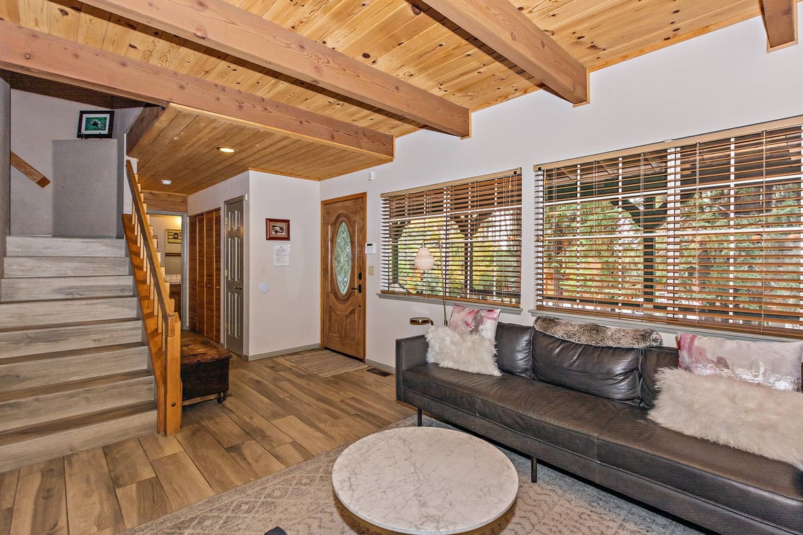 Cabin Image 6