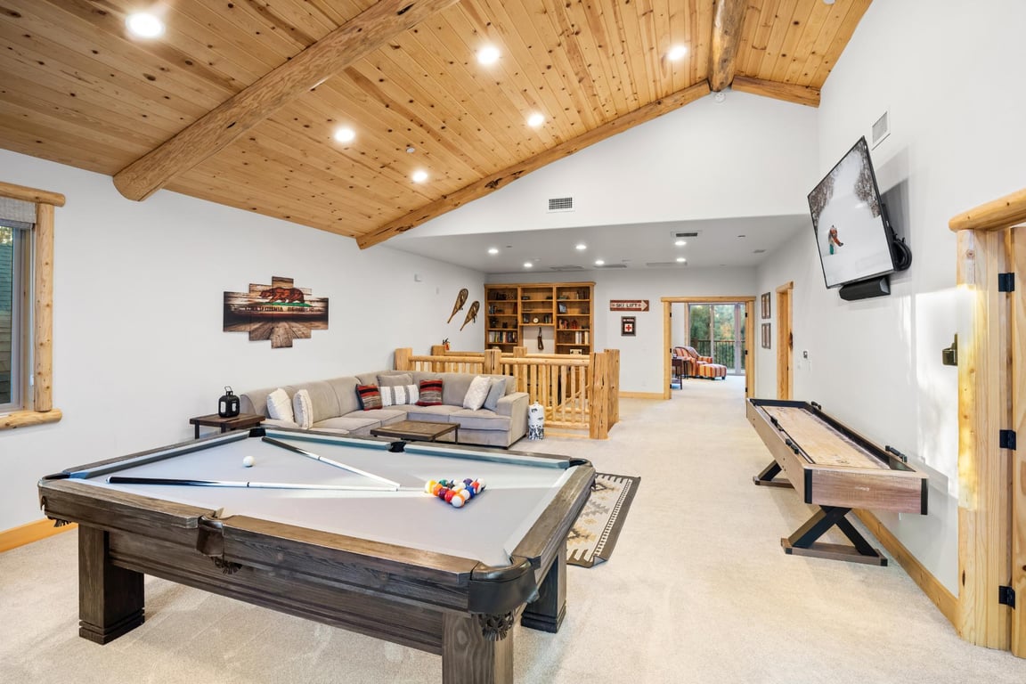 Cabin Image 43