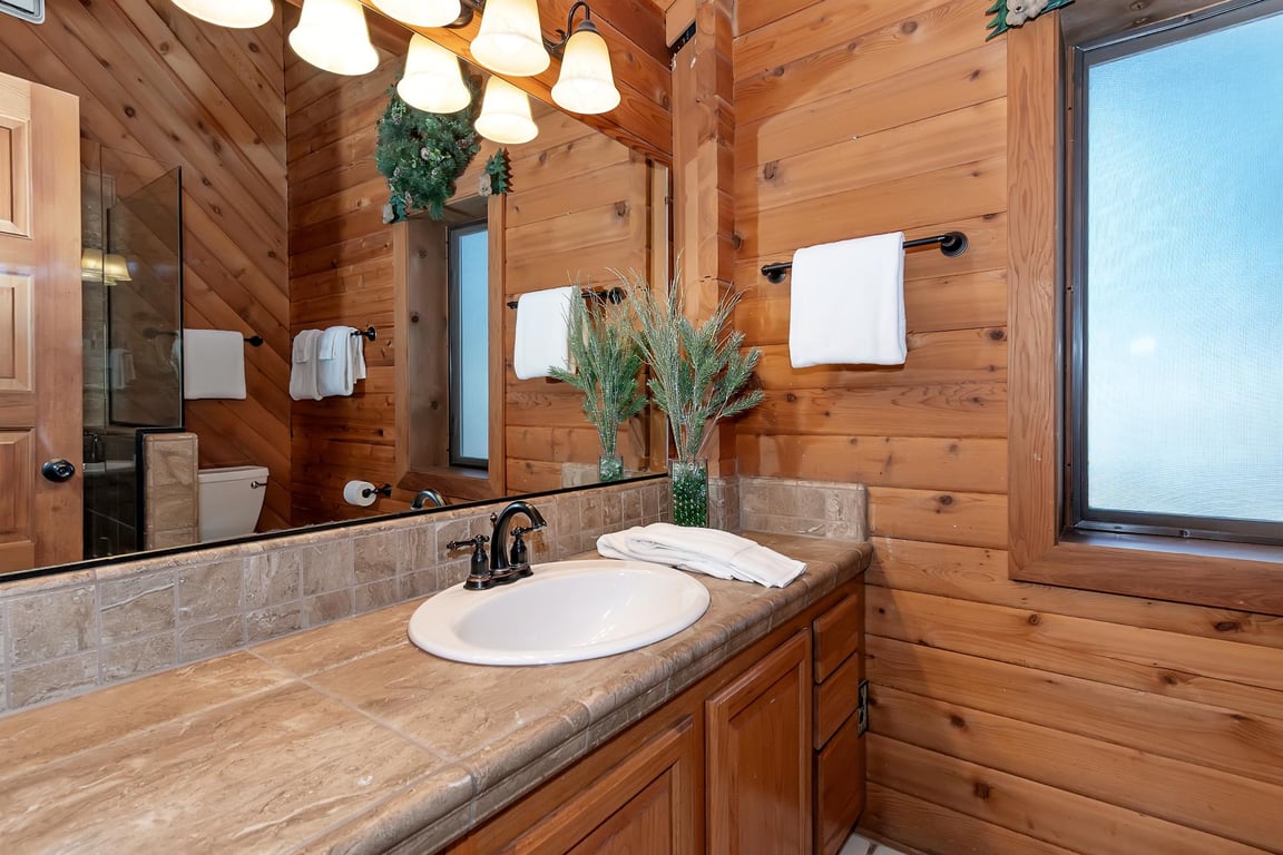 Cabin Image 30