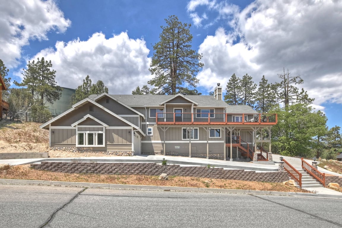 Valley View Lodge