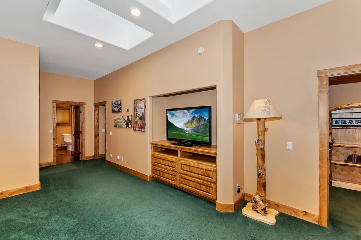 Cabin Image 37