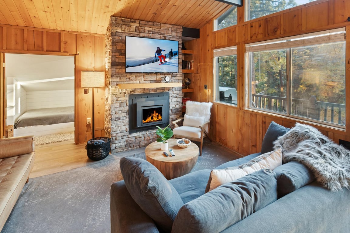 Cabin Image 8