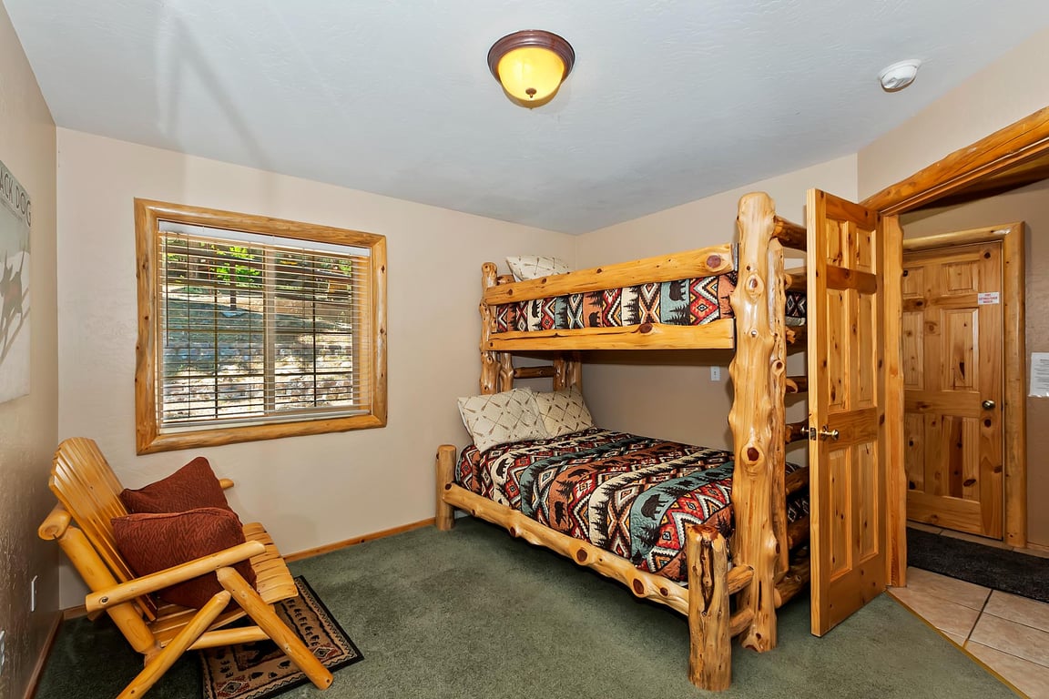 Cabin Image 24