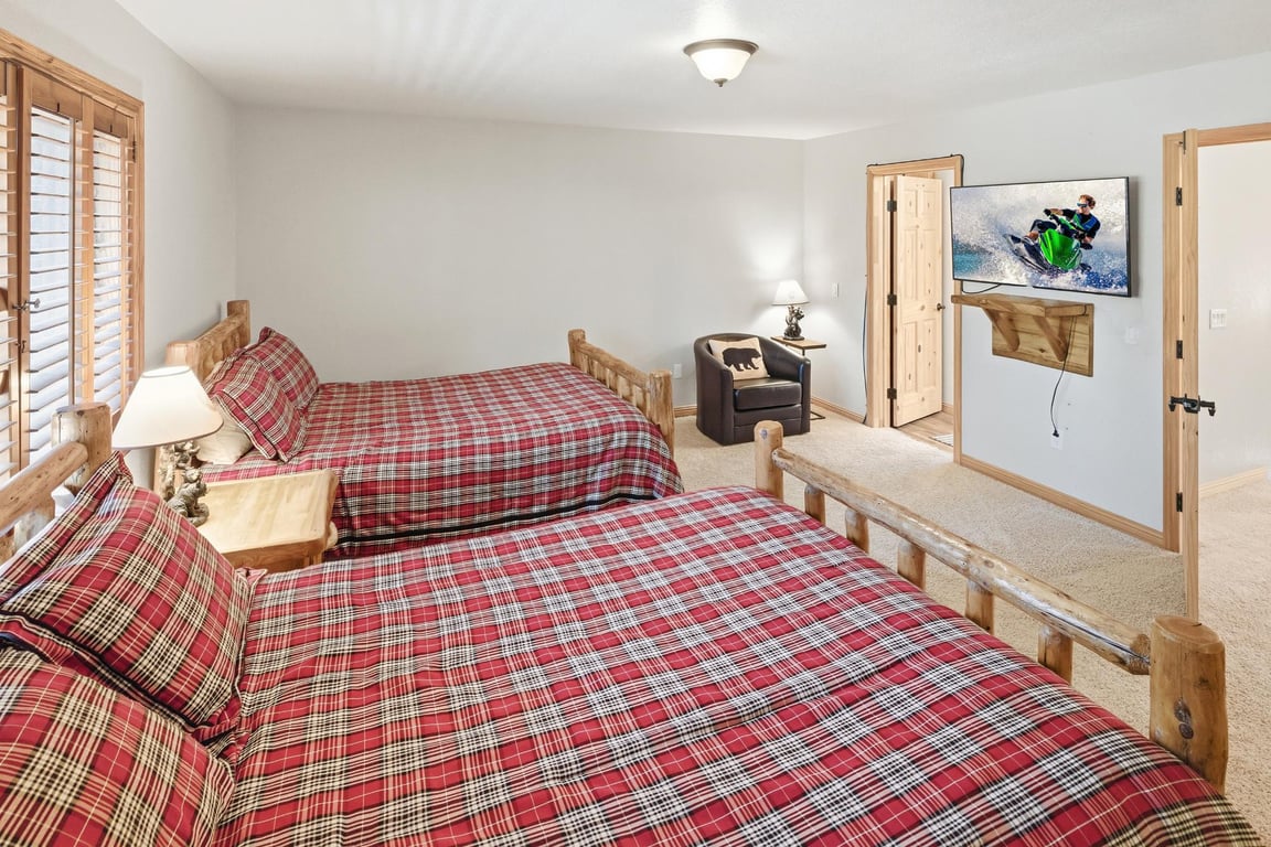 Cabin Image 53