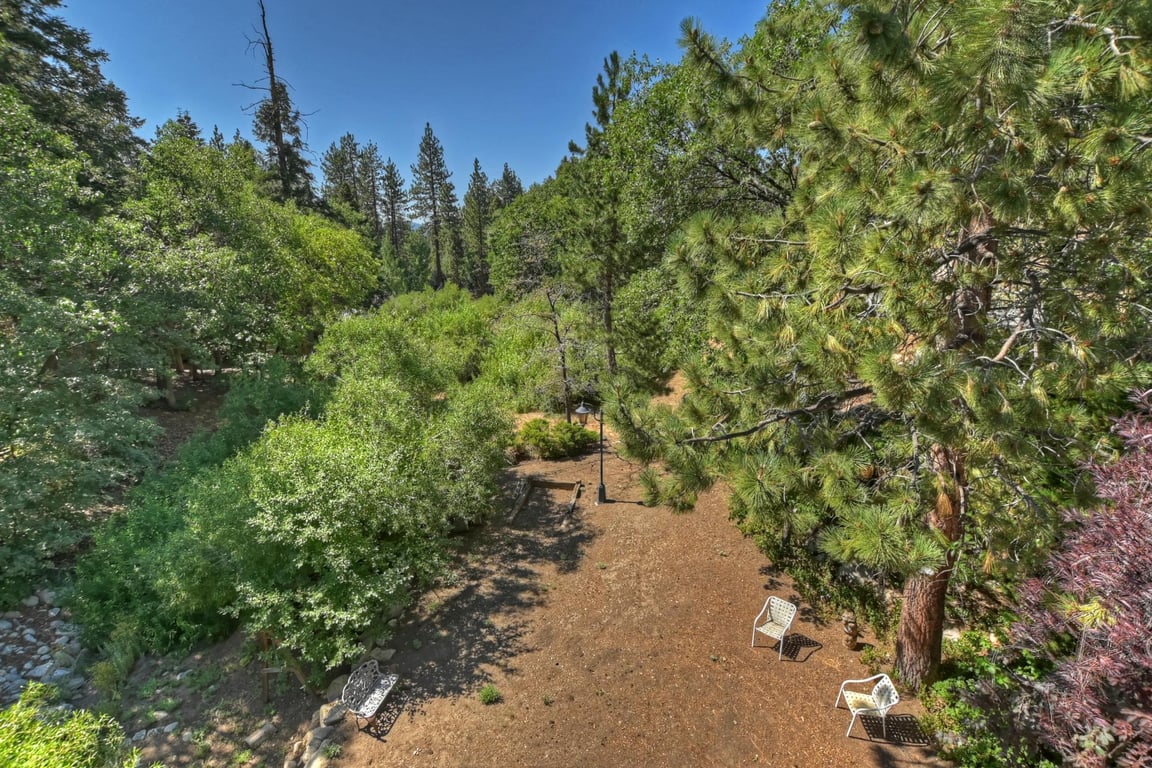 Cabin Image 11