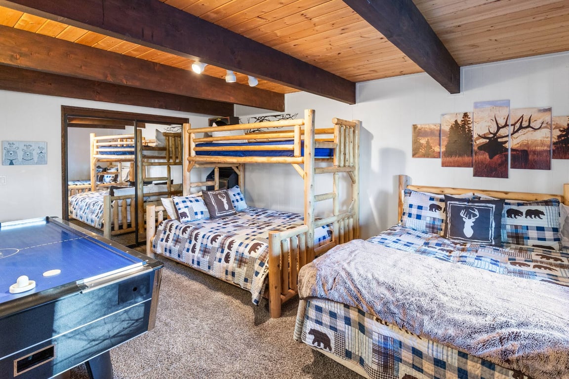 Cabin Image 20