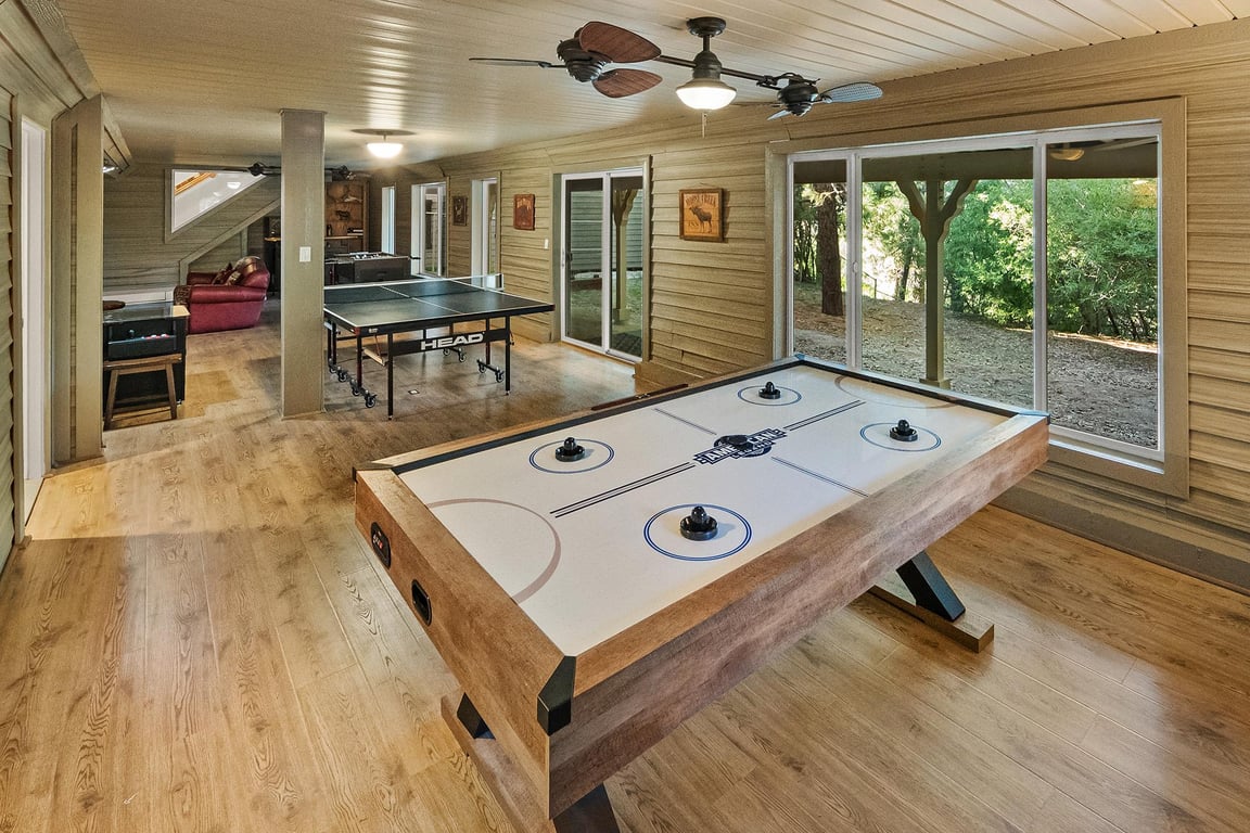 Cabin Image 89
