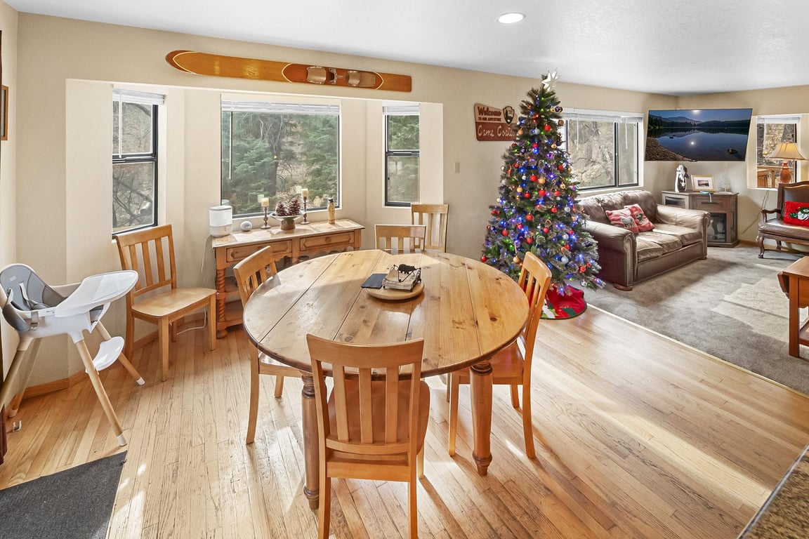 Cabin Image 14