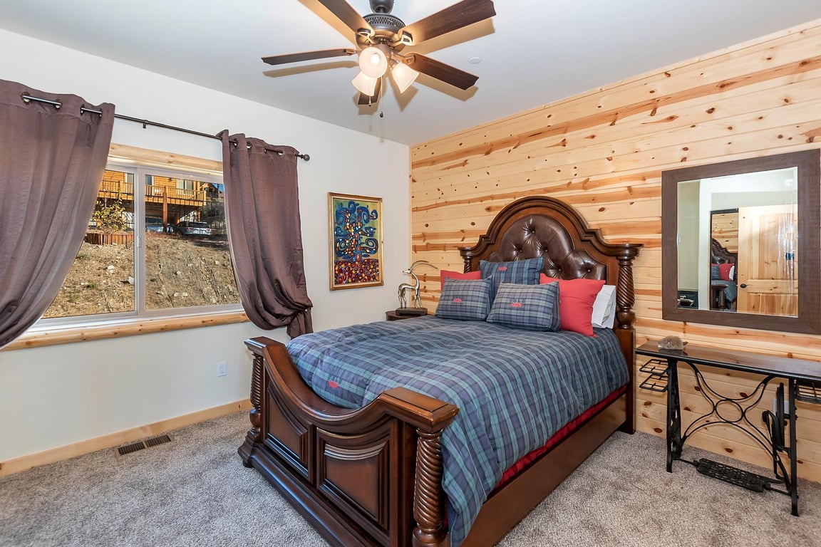 Cabin Image 30