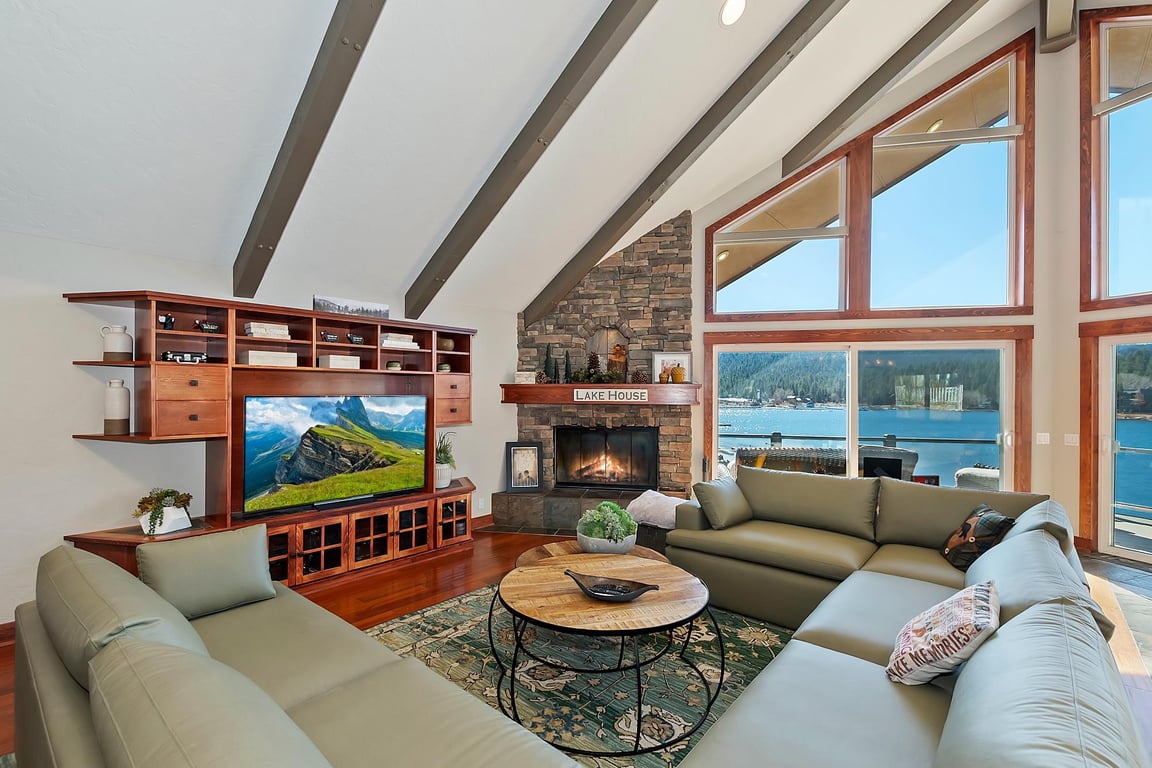 Cabin Image 9