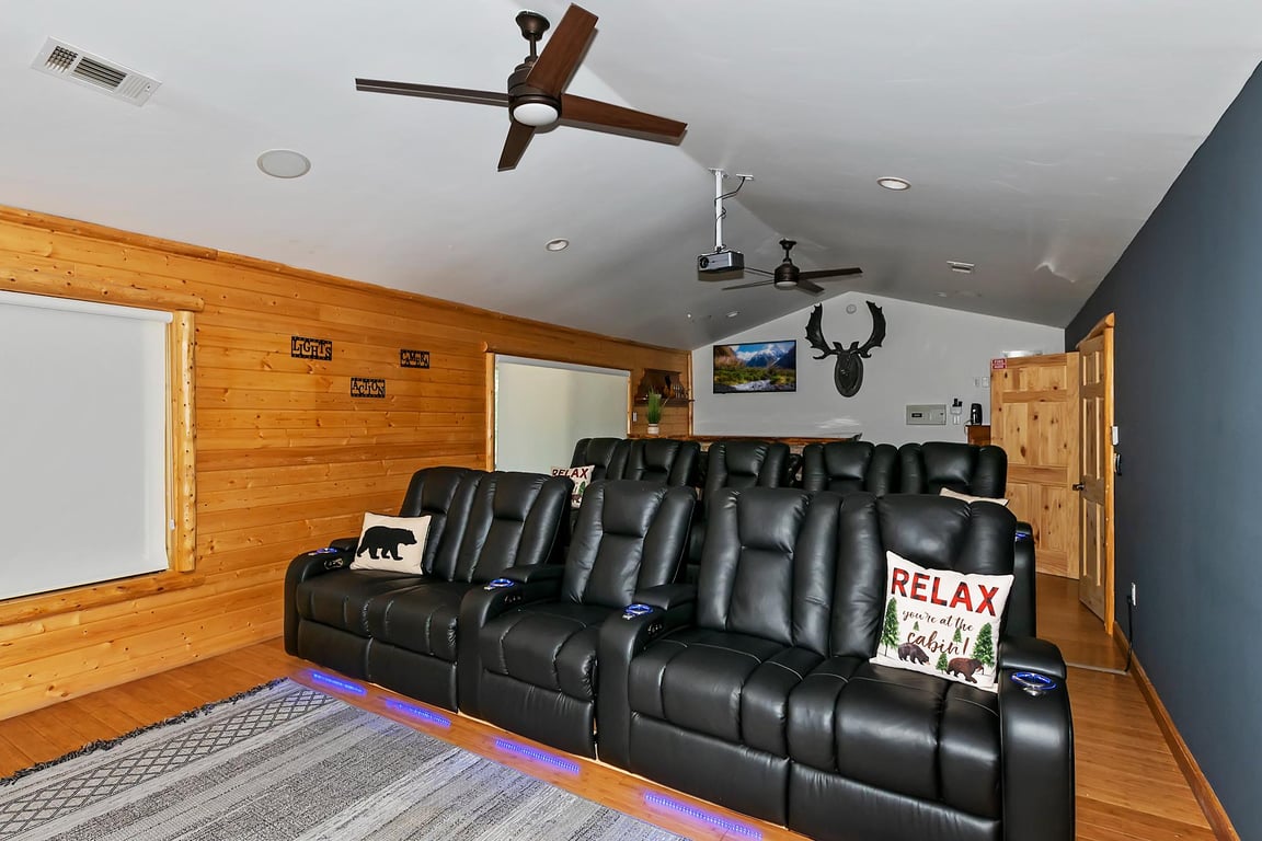 Cabin Image 43
