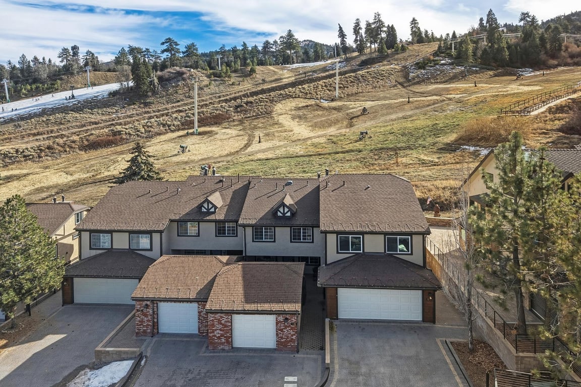 Big Bear Cabin - DorneysDen - 0001