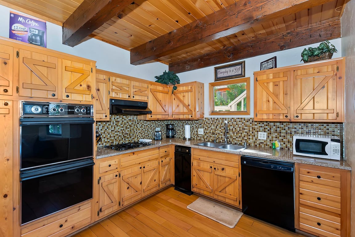 Cabin Image 11
