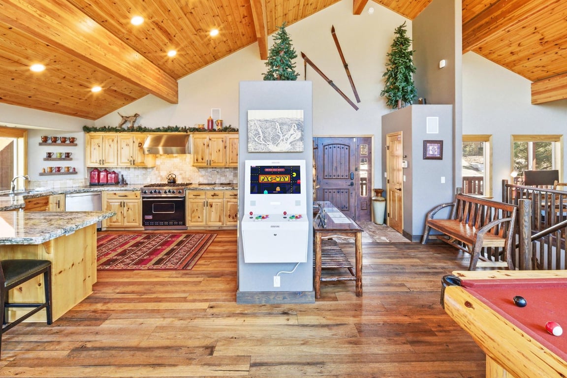 Cabin Image 21