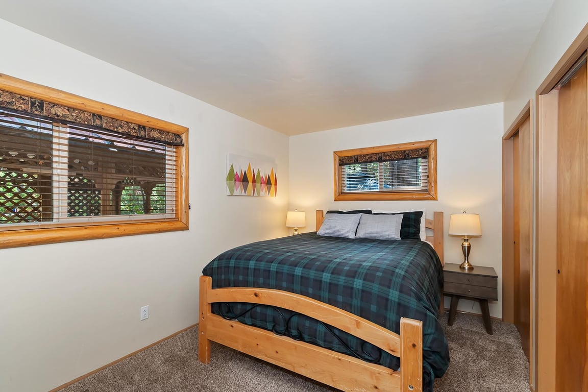 Cabin Image 11