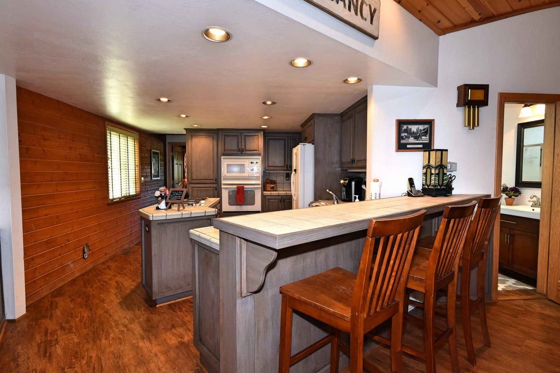 Cabin Image 8