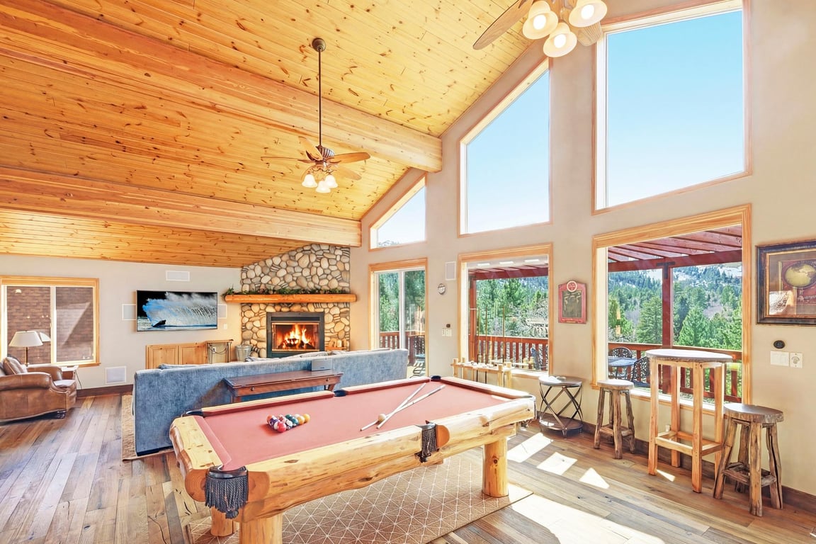 Cabin Image 12