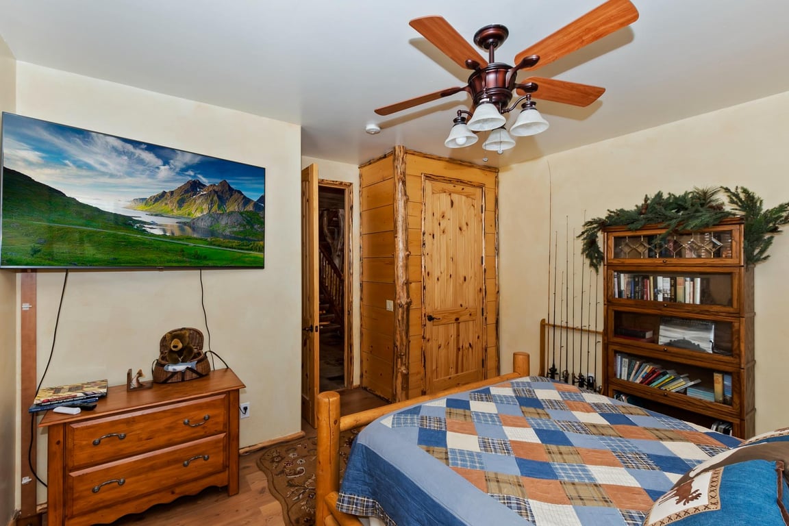 Cabin Image 54