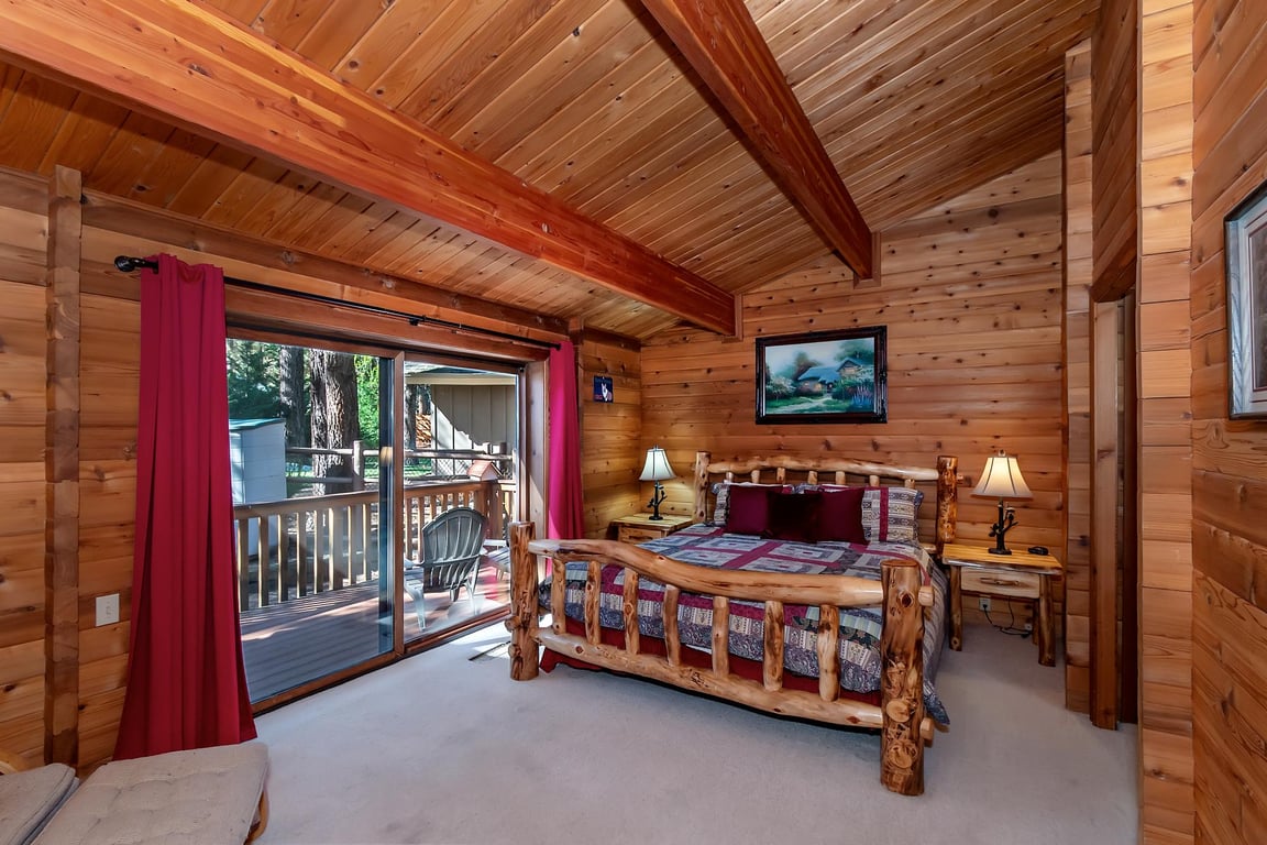 Cabin Image 17