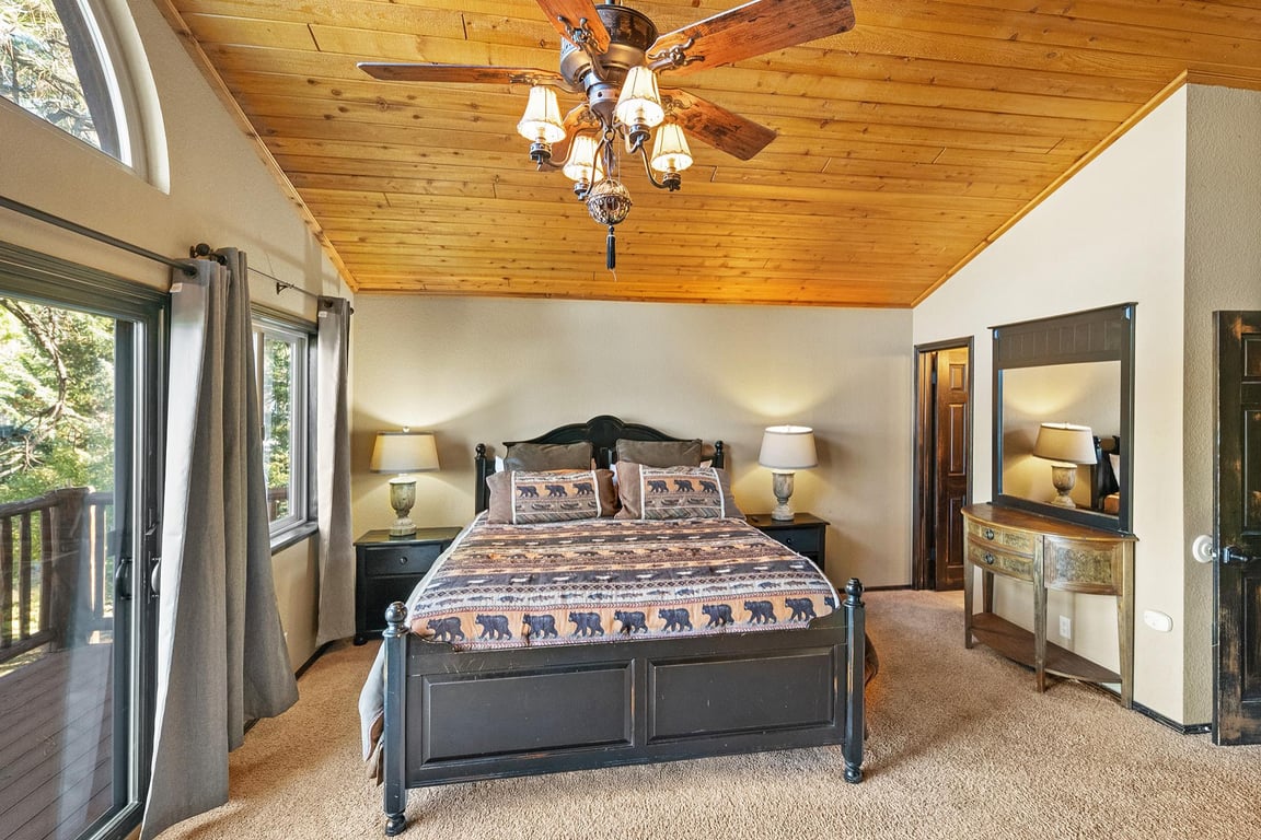 Cabin Image 38