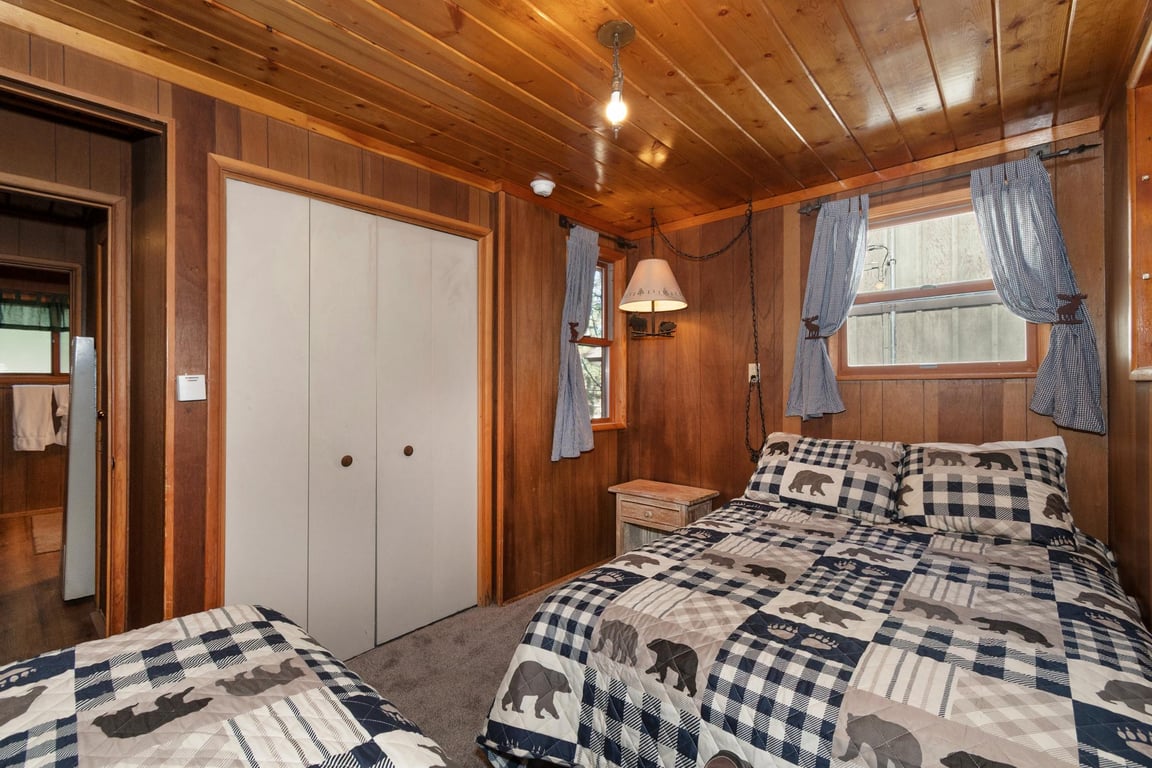 Cabin Image 27