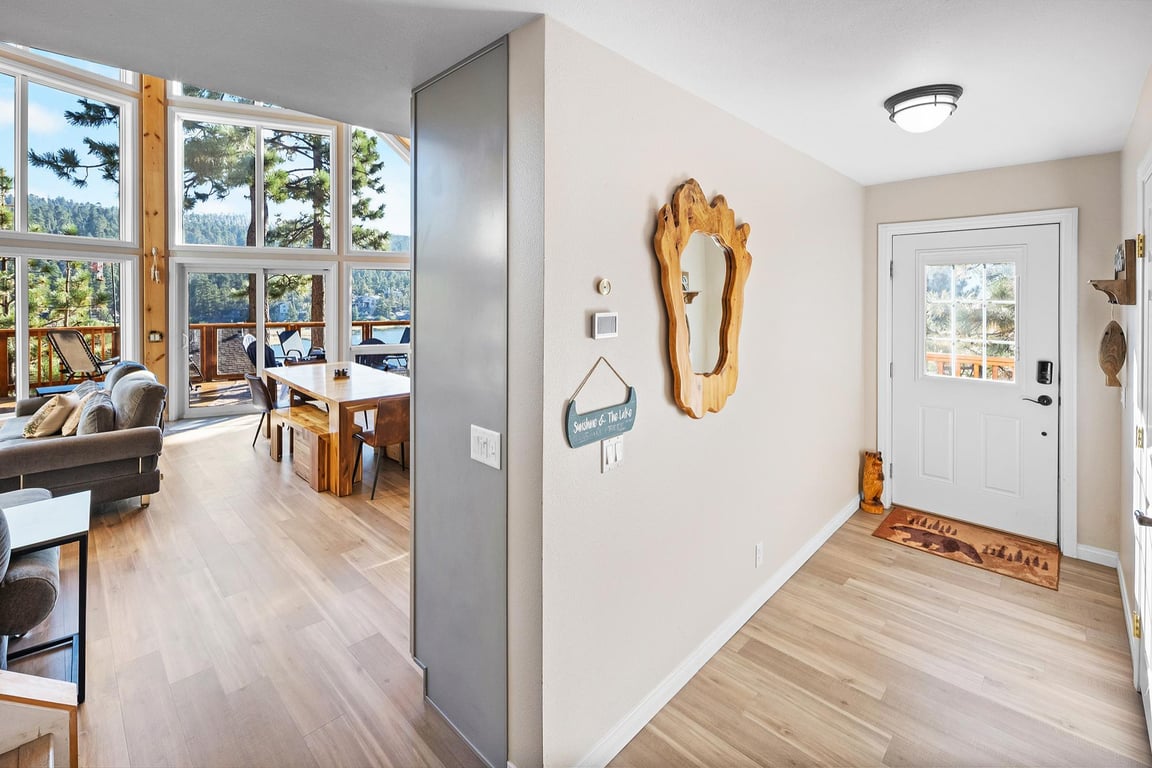 Cabin Image 9