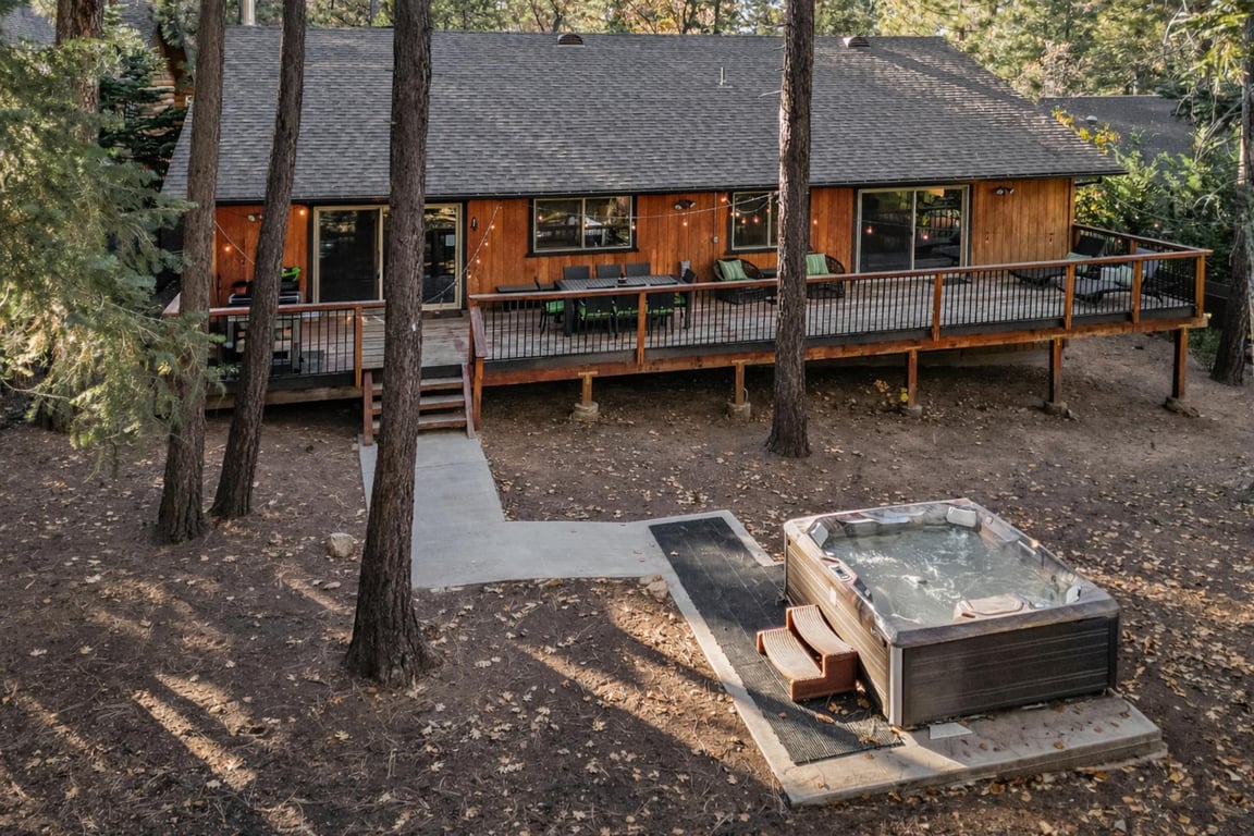 Cabin Image 60