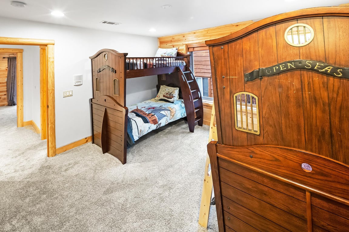 Cabin Image 47