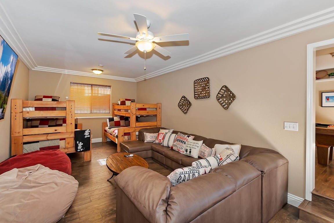 Cabin Image 34