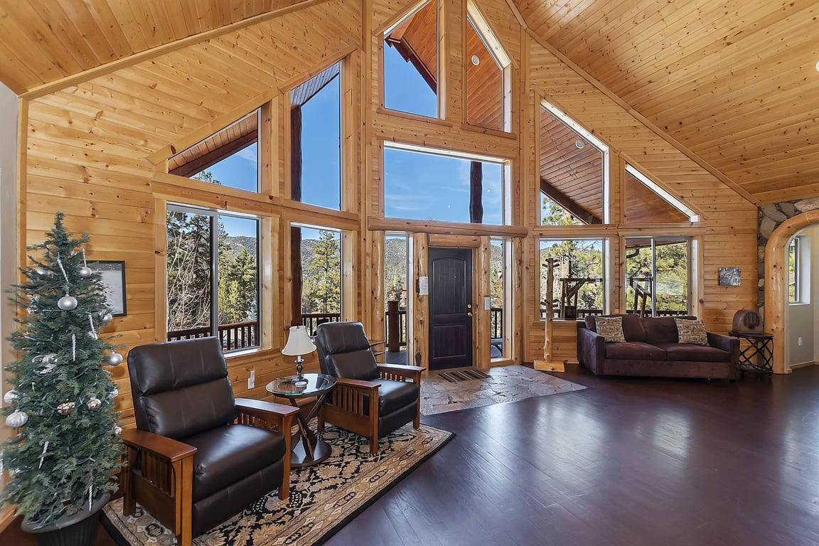 Cabin Image 9