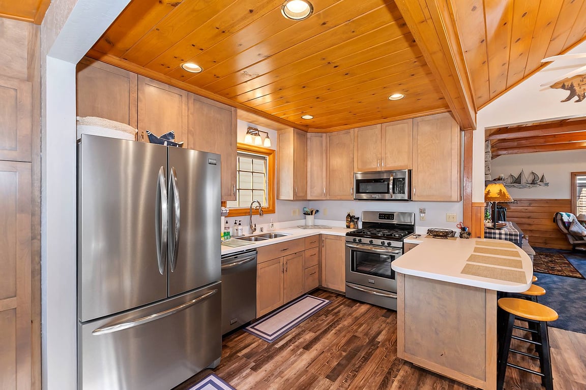 Big Bear Cabin - LazyLake - 0003