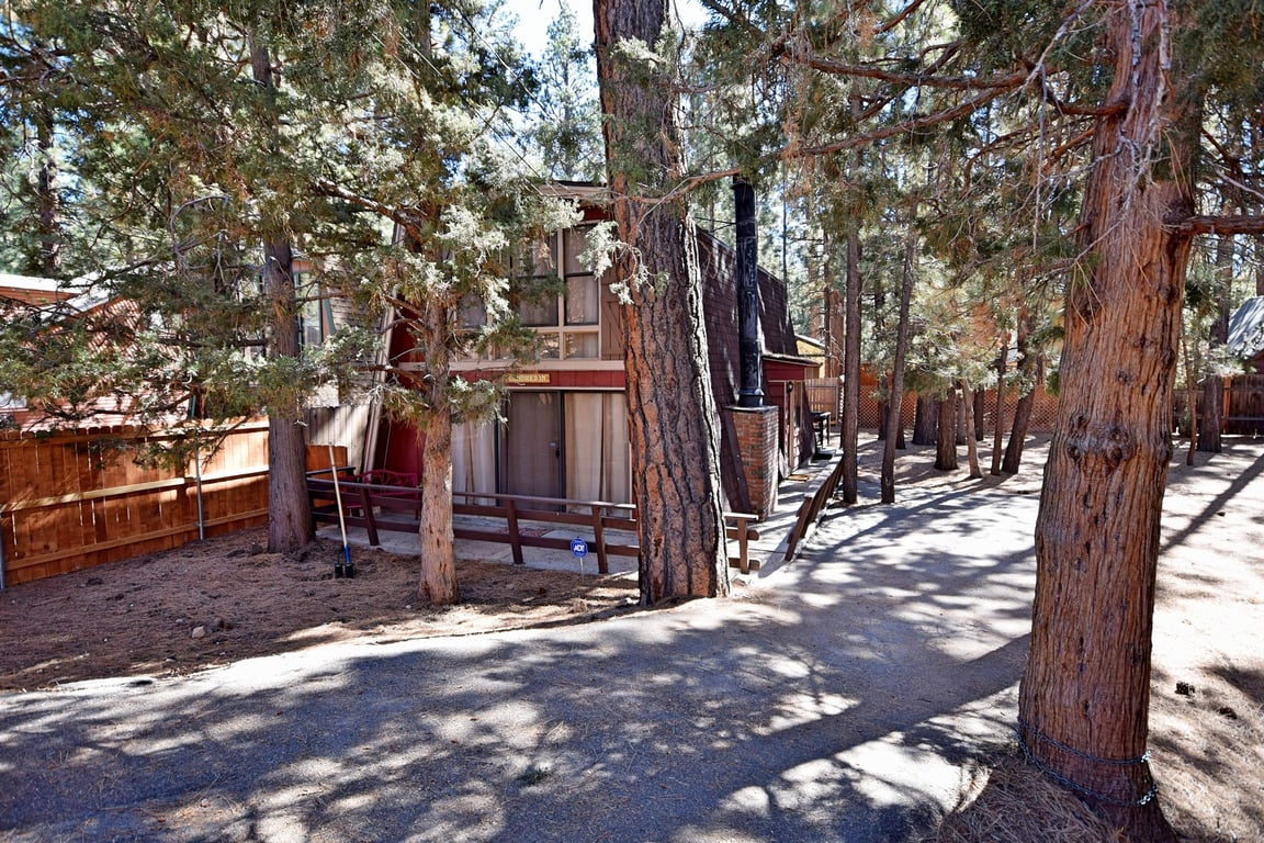 Cabin Image 18