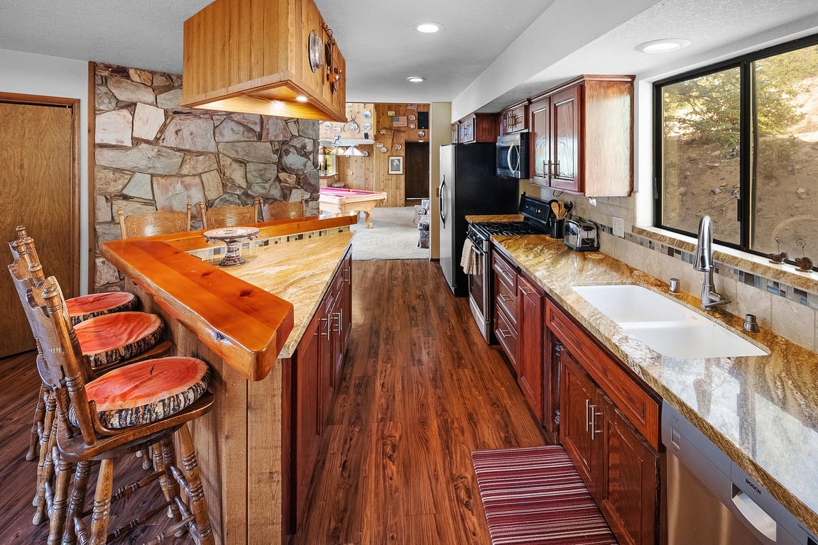 Cabin Image 30