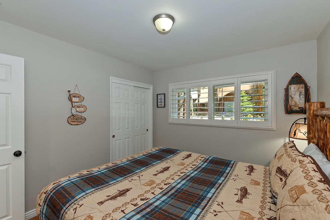 Cabin Image 34