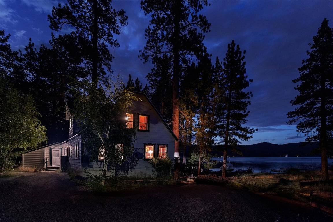 Cabin Image 4