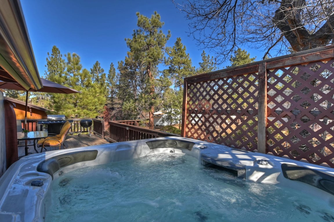 Big Bear Cabin - OakTreeRetreat - 0003