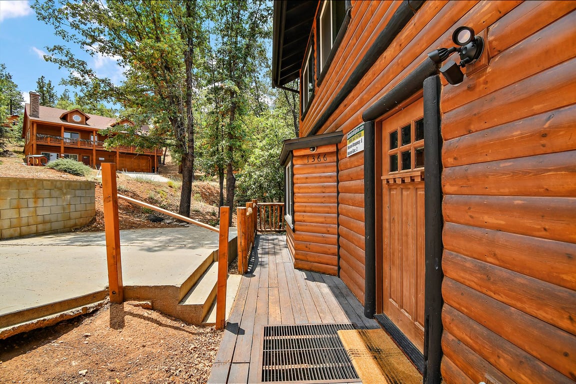 Cabin Image 41