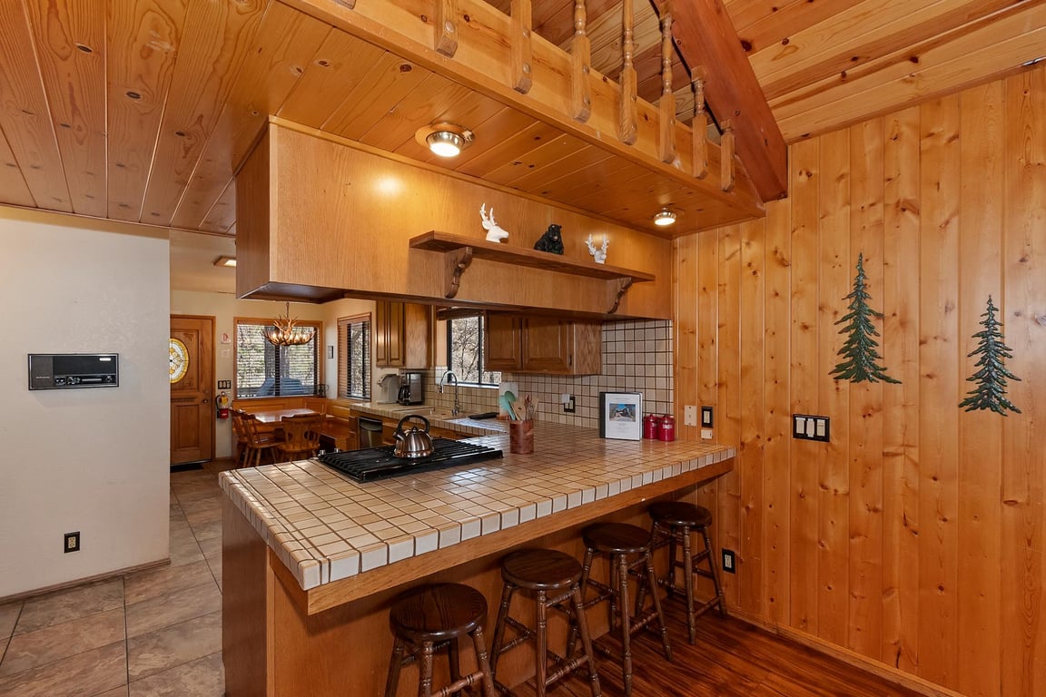 Cabin Image 12