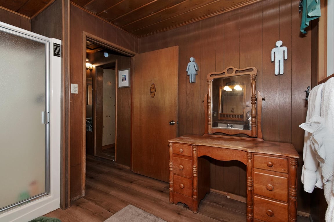 Cabin Image 24