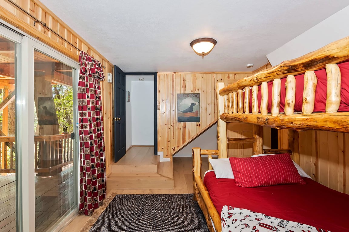 Cabin Image 27