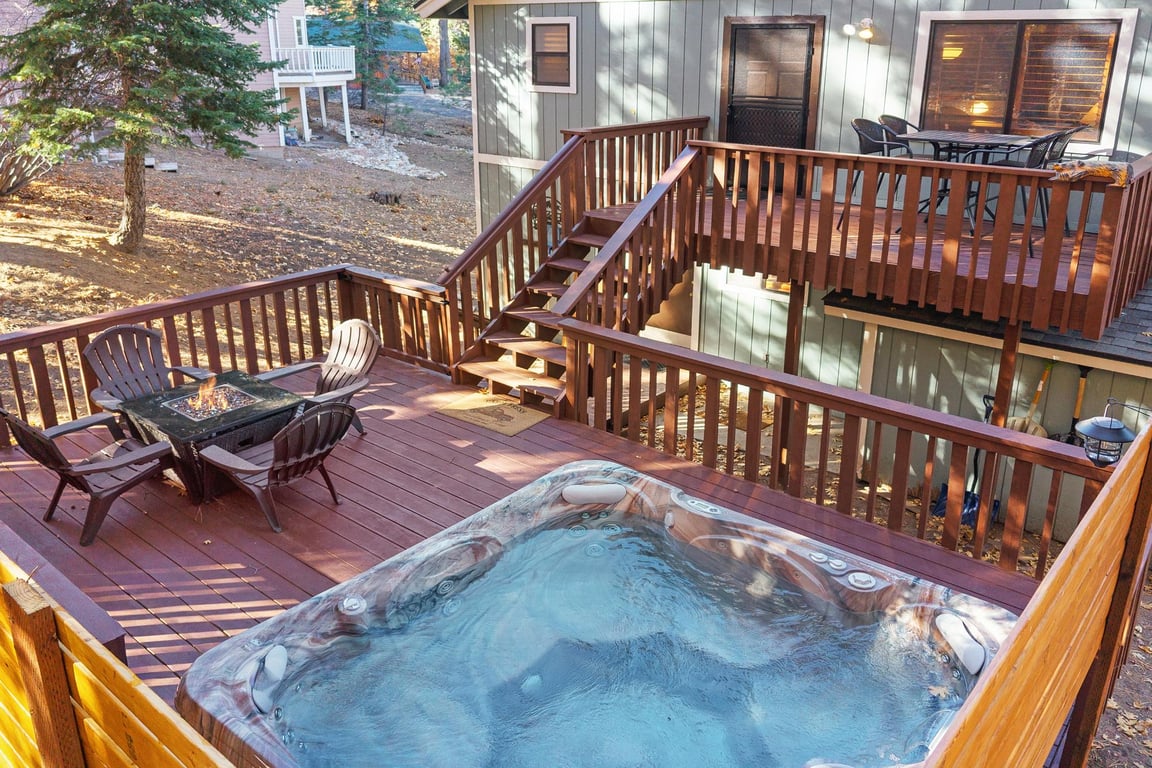 Big Bear Cabin - MiddleEarthInn - 0004