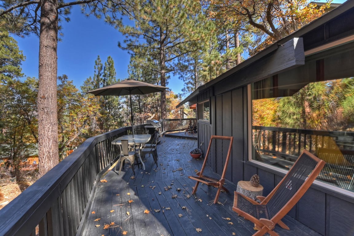 Big Bear Cabin - TheCosmicCabin - 0004