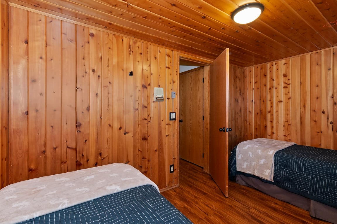 Cabin Image 36
