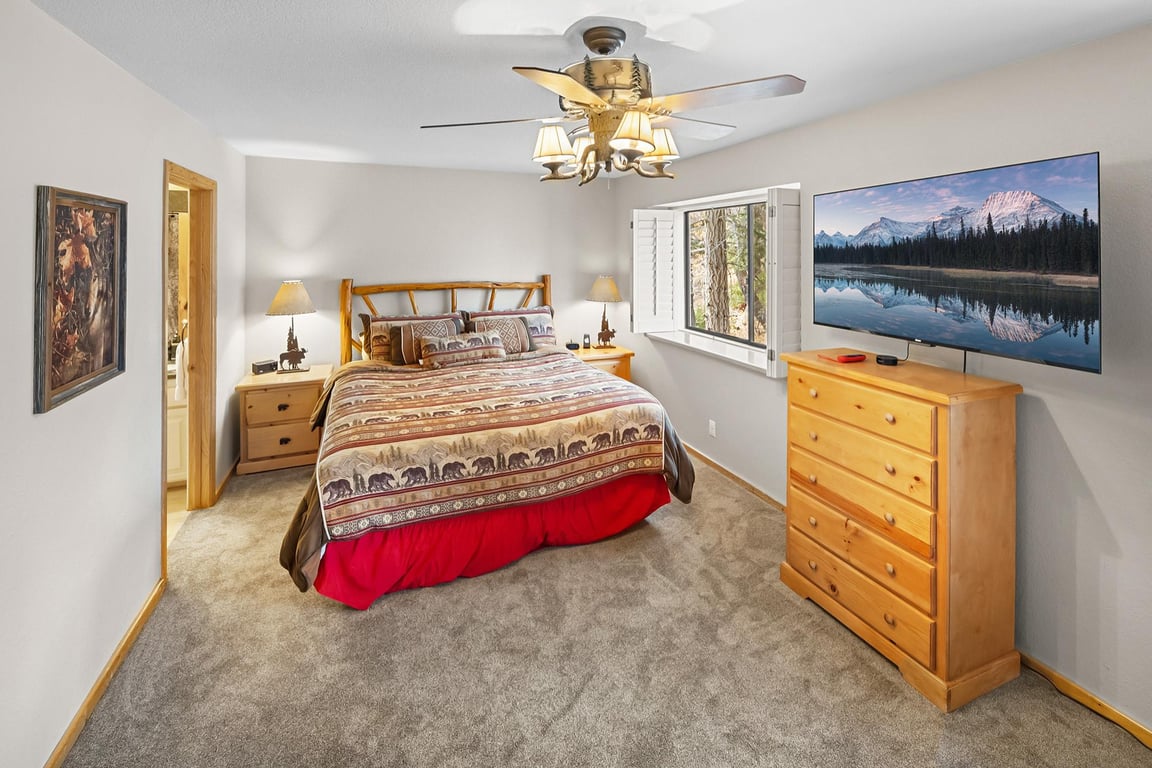 Cabin Image 19